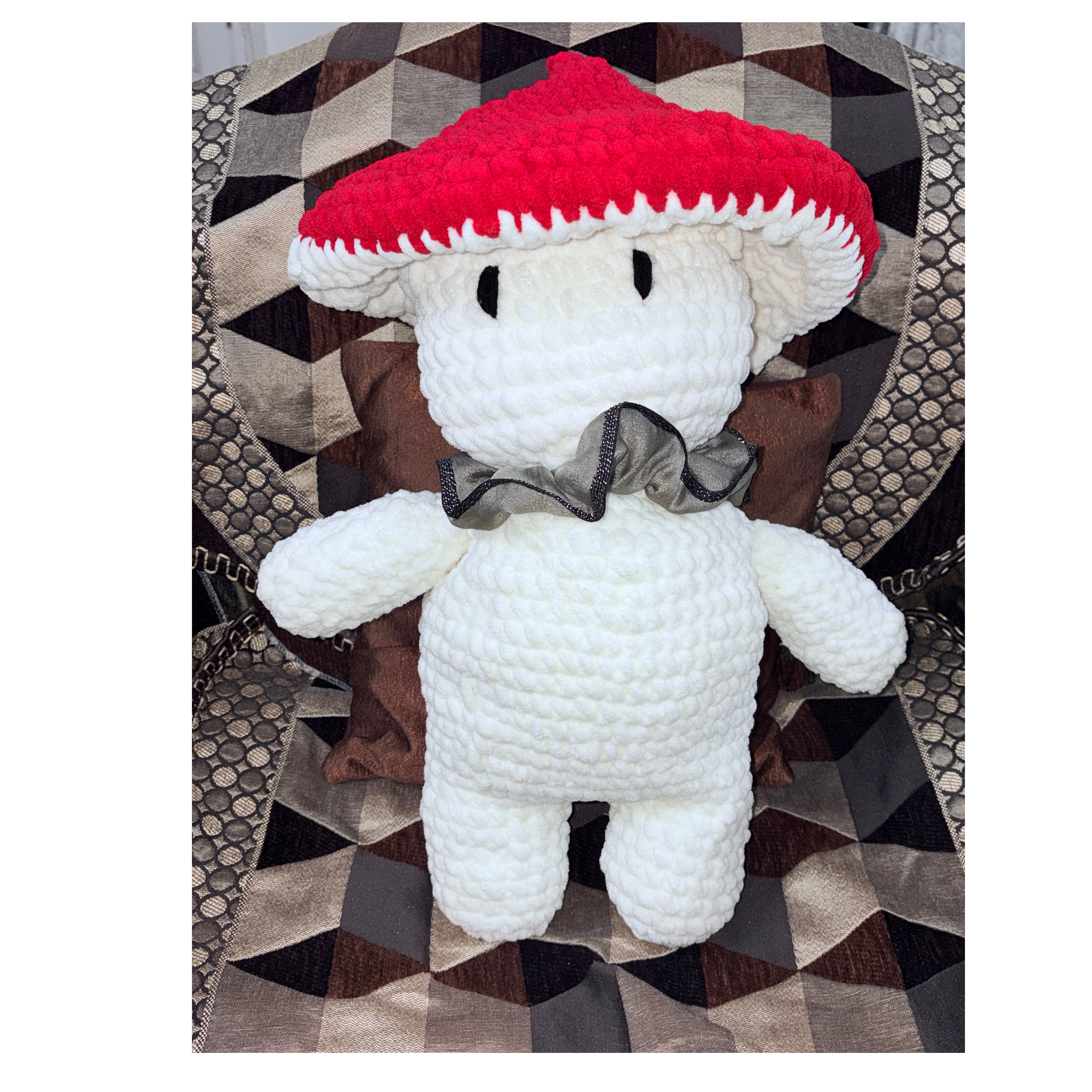 Viral Handmade Crochet Mushroom Guy 2