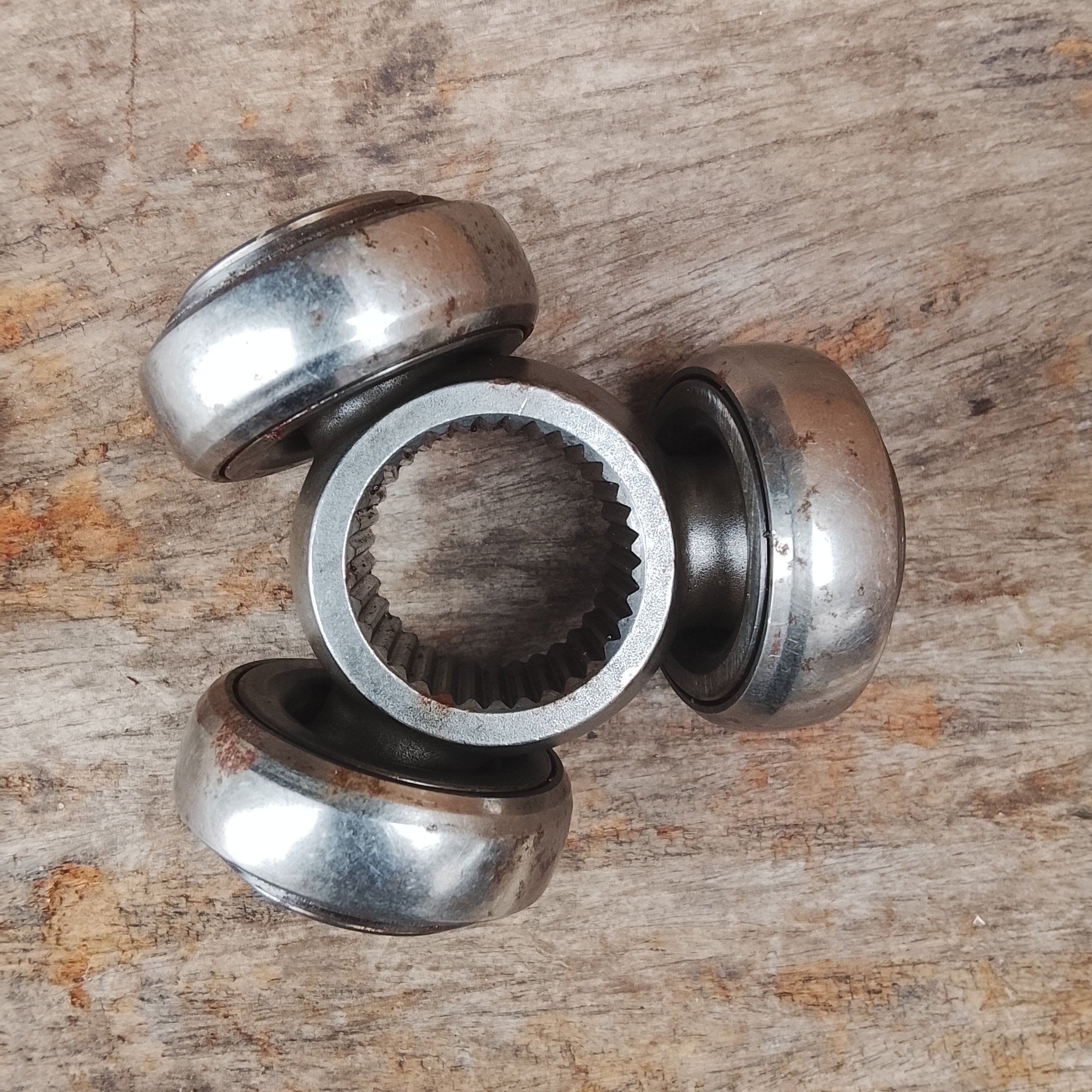 Shaft bearings  4