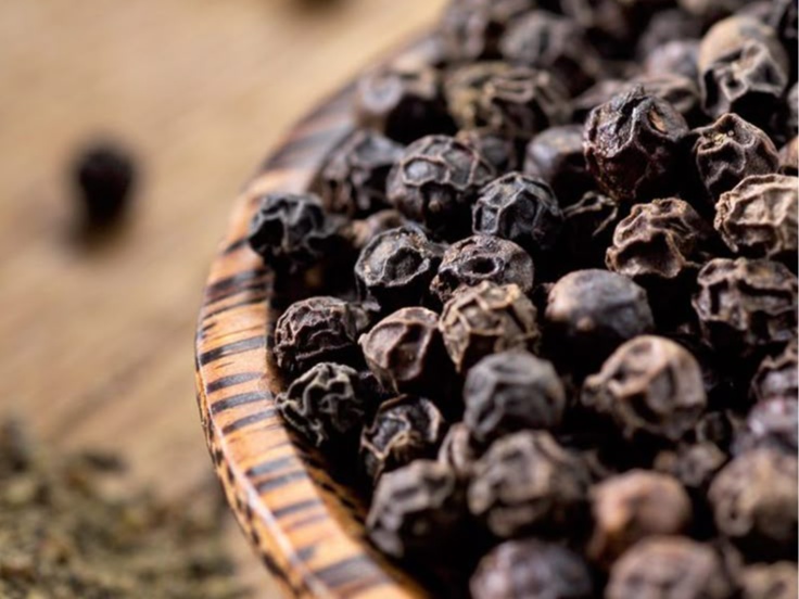 Malabar Black Papper Bold | काली मिर्च | 30kg Bag 2