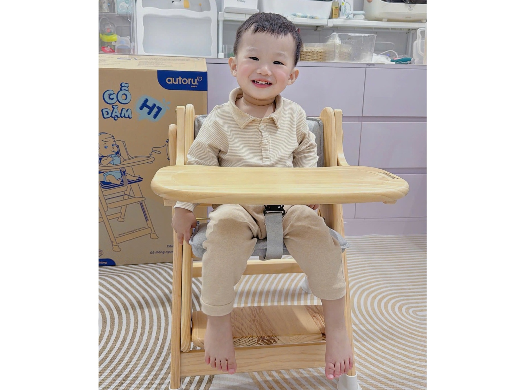 Wooden Infant High Chair H1 with Soft Grey Cushion | Foldable | 3 Adjustable Height Levels (6 to 60 Months) 3