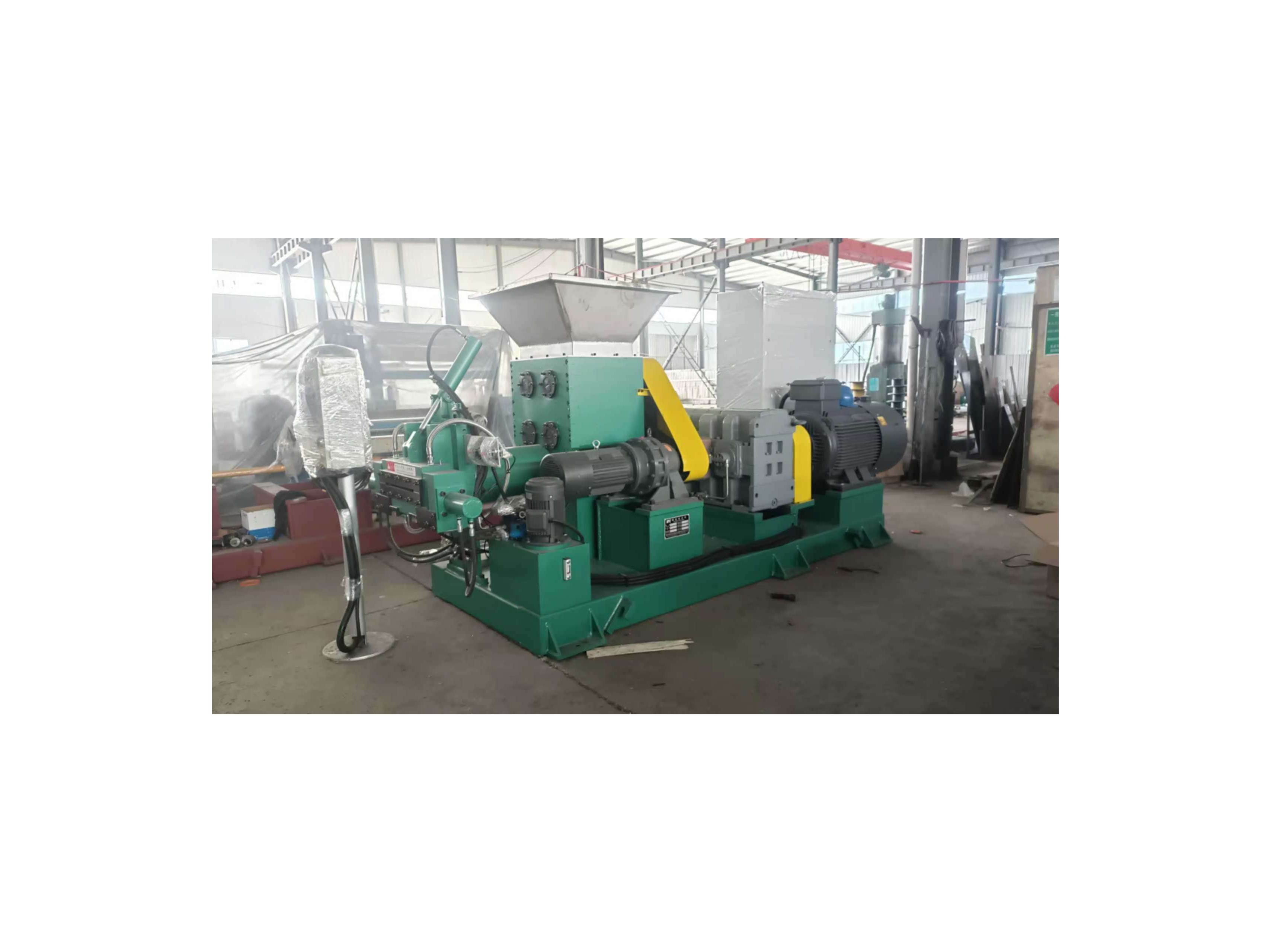 Forced feed Rubber Strainer extruder 4