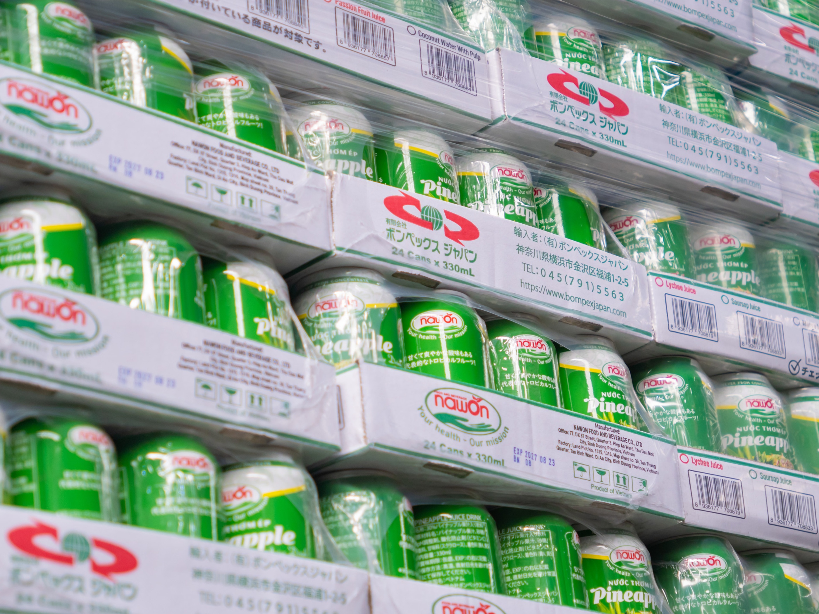 Best Quality Tropical Fruit Juice canned 330ml Soft Drink Wholesale NAWON in Vietnam OEM Free Sample Low MOQ ISO 9