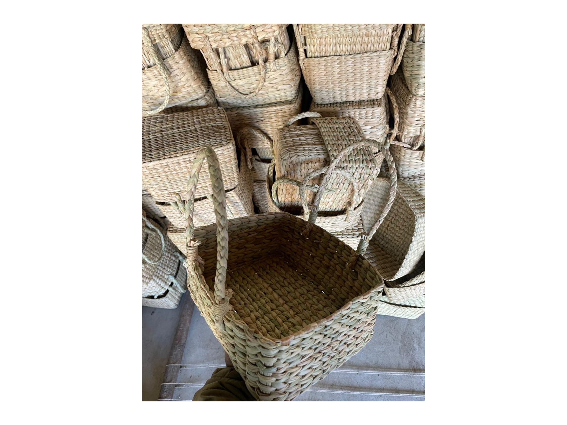 Eco-Friendly Handicrafts Made from Kouna 1