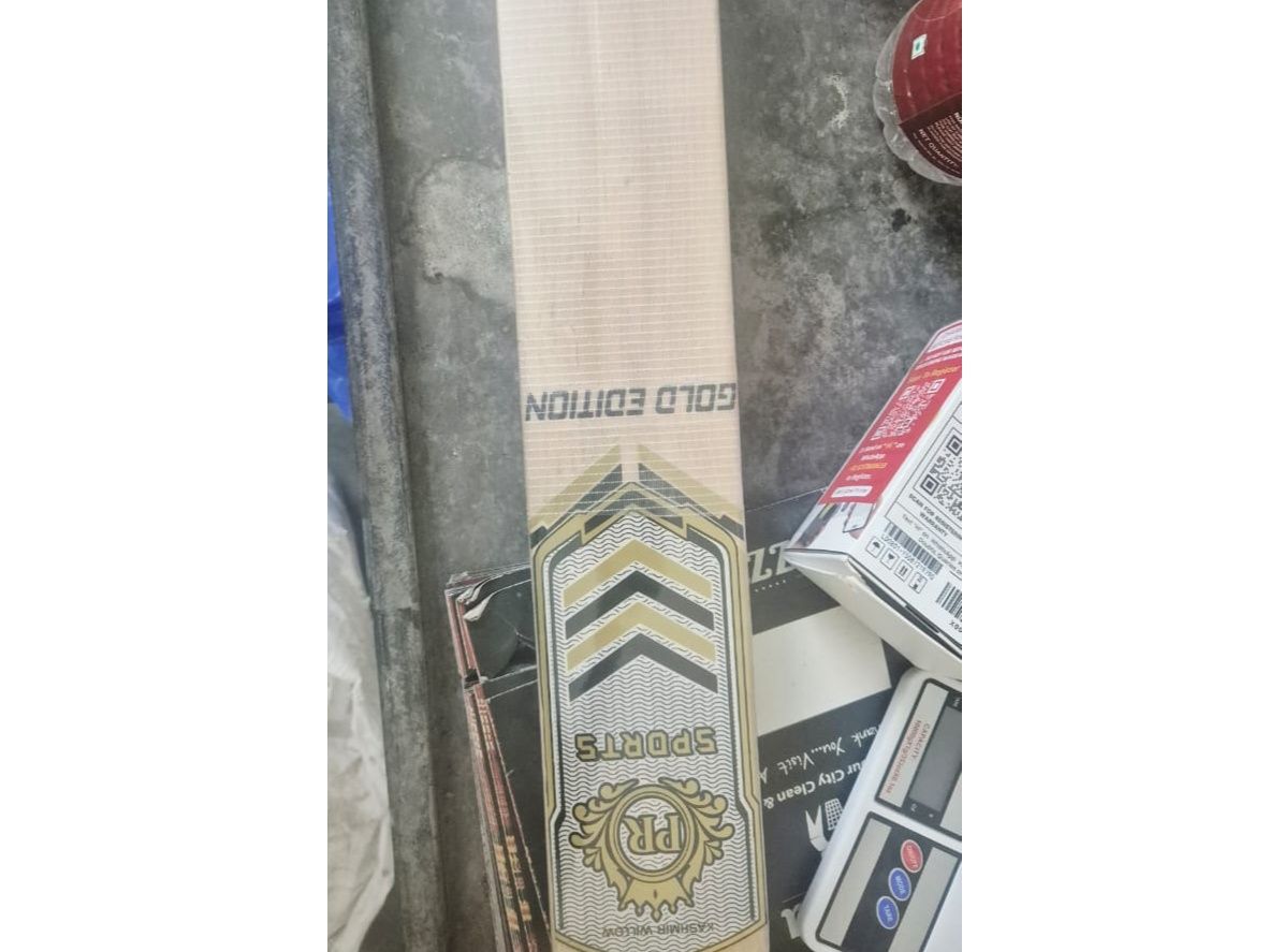 Cricket Leather Bat - Wholesale Sports & Entertainment